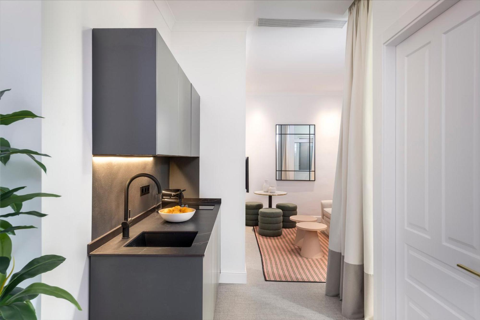 Casa Bedoya Suites & Colors By Magno Apartments Севилья Экстерьер фото